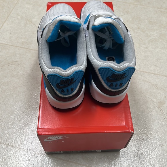 Nike Air Max - Picture 4 of 7